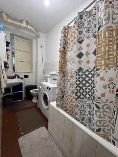Срочная продажа квартиры в Тивате! 2 спальни, 160,000 EUR