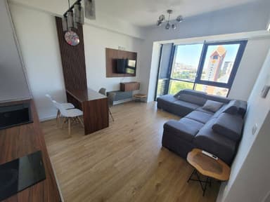 Аренда квартиры 600 EUR в центре Бара с панорамными окнами