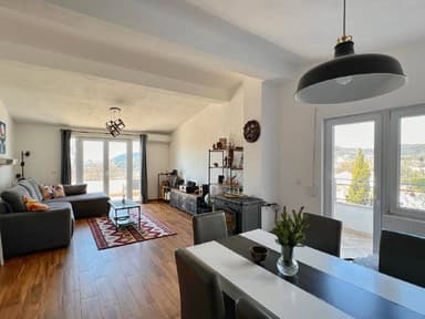 Квартира в Сутоморе с террасой и видом на море за 400 EUR