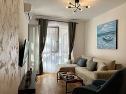 Современная квартира с 1 спальней в Бечичи - 650 EUR в год
