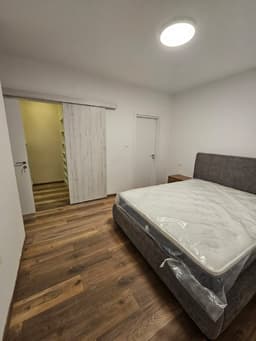 Аренда квартиры в Лимассоле, Neapolis - 2800 EUR в месяц, 3 спальни и большой балкон