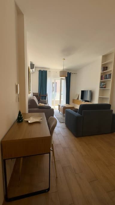 Аренда квартиры в Будве с панорамным видом за 600 EUR