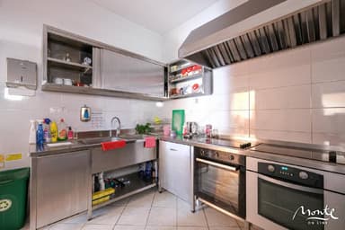 Эксклюзивный бизнес-отель в Будве за 3 500 000 EUR