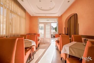 Эксклюзивный бизнес-отель в Будве за 3 500 000 EUR