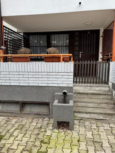 Двухкомнатная квартира в Земуне за 370 евро с террасой