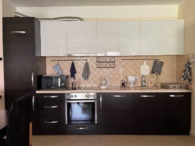 Сдам дом с бассейном в Будве за 800 EUR в год