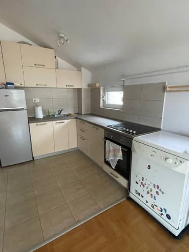 Аренда квартиры в Будве с видом на море - 600 EUR/мес, 2 спальни