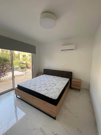 Квартира с 2 спальнями в Турзоне Мутаяки, Дель Мар - 1800 EUR
