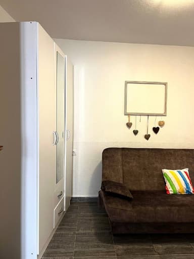 Аренда квартиры в Тиват: 750 EUR, первая линия у моря