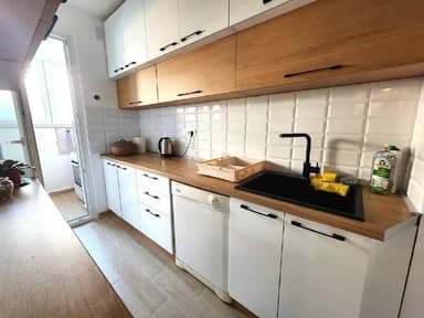 Продажа 3-комнатной квартиры в Тивате за 220,000 EUR с видом на Porto Montenegro
