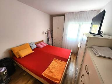 Продажа 3-комнатной квартиры в Тивате за 220,000 EUR с видом на Porto Montenegro