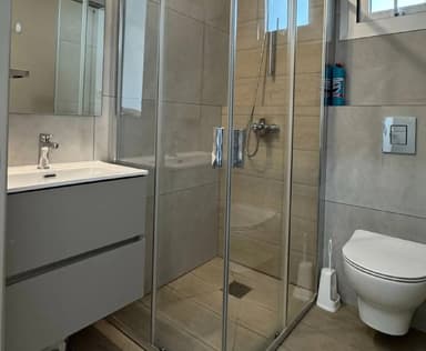 Новая квартира с 2 спальнями и бассейном в Закаки за 1600 EUR