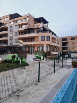 Продажа квартиры в Равде, 151 000 евро, 20м до моря и 4-й этаж