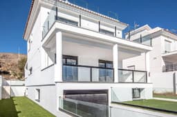 Аренда дома в Balcón de Finestrat с бассейном и панорамным видом за 3400 евро/мес
