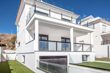 Аренда дома в Balcón de Finestrat с бассейном и панорамным видом за 3400 евро/мес