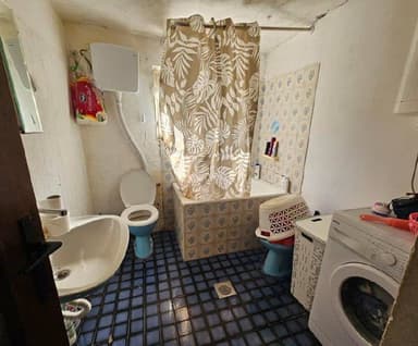 Продажа дома в Зеленике, Херцег-Нови за 130.000EUR, 90м2 с участком 725м2