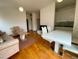 Квартира с 2 спальнями и видом на море в Бечичи за 180,000 €