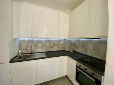 Квартира с 2 спальнями и видом на море в Бечичи за 180,000 €