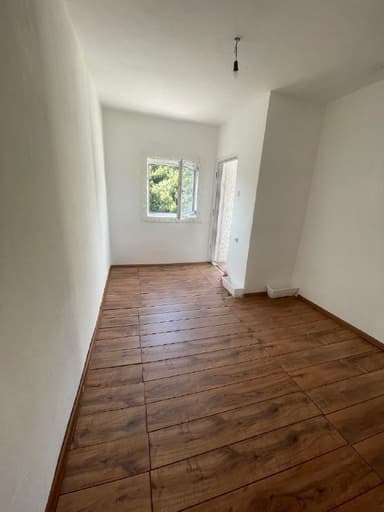 Двухэтажный дом с видом на море в Утехе за 100 000 EUR