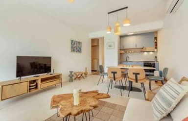 Аренда квартиры в Тивате за 1350 EUR с видом на море!