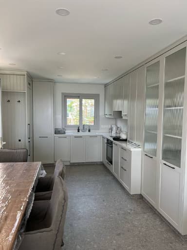 2х спальная квартира в Лимассоле с бассейном, аренда 1750 EUR