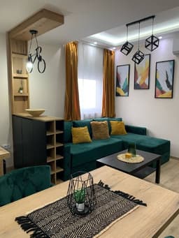 Классная студия в Белграде за 490 EUR с уютным двориком