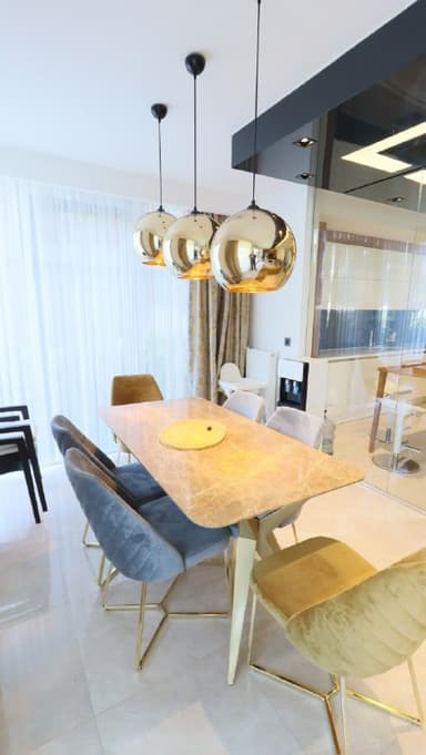 Сдам квартиру в центре Анталии - 1500 EUR, 3 спальни, 400 метров до пляжа