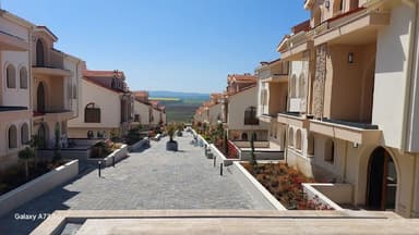 Сдаётся 1-комнатная квартира в комплексе Grand Village, Солнечный берег - 40742890263