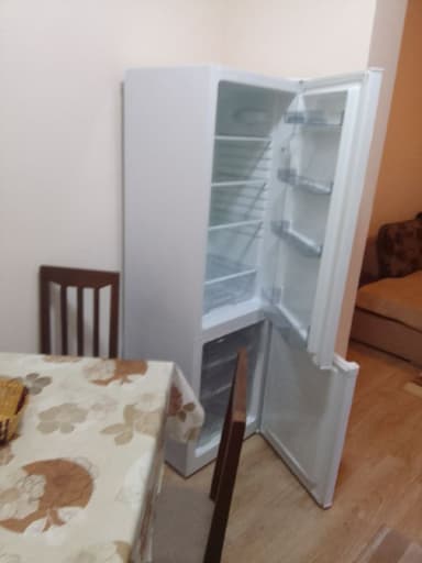 Сдается квартира с 1 спальней в Сутоморе у моря за 400 EUR в месяц
