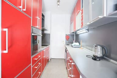 Сдается просторная 1-комнатная квартира в Будве, 600 € в месяц