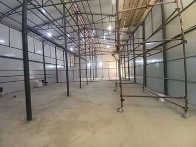 Аренда складского помещения в Radanovici, 3700 EUR, 300 м2