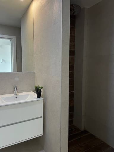 Сдается студия в Тивате за 600 EUR с бассейном и СПА