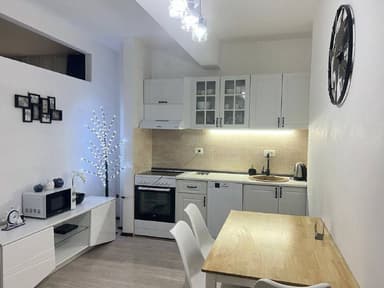 Сдам квартиру 1 спальня в центре Будвы, цена от 650 евро