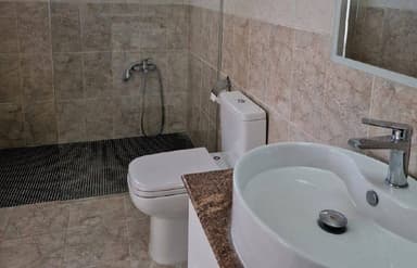 Аренда виллы в Пафосе с 5 спальнями и панорамным видом за 3500 EUR