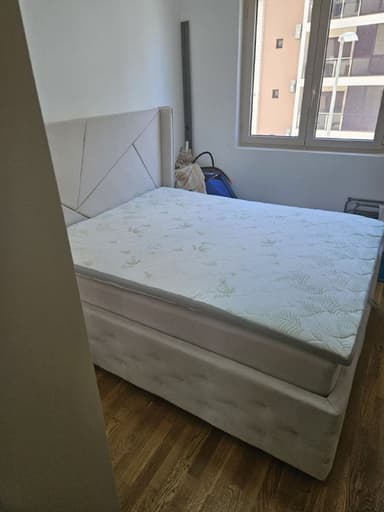 Современная двухкомнатная квартира в Бечичи за 187.000 EUR
