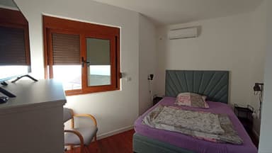 Современная вилла с бассейном в Баре за 420.000 EUR