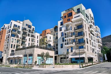 Продается квартира в Тивате, Черногория за 790.000 евро с красивым видом на море