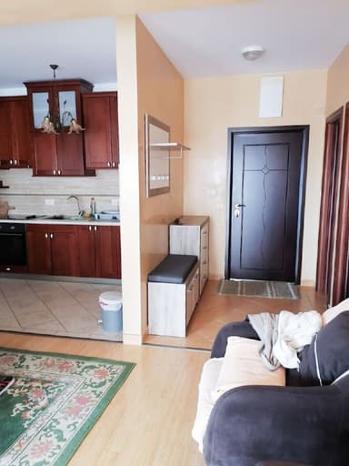 Большая квартира с 2 спальнями в Петровце у моря за 850 EUR