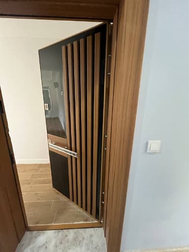 Сдам квартиру в Биела, Херцег Novi за 600 EUR - великолепный вид на горы