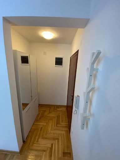 Квартира в Белграде, Звездара - 600 EUR, впервые сдается, новая мебель