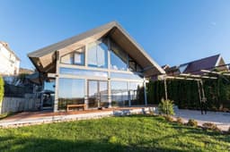 Продажа дома в Тивате за 450000 EUR - уникальный коттедж в Каваче с панорамным видом