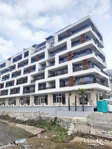 Роскошные апартаменты в Будве за 364,000 EUR с уникальными видами на море и горы