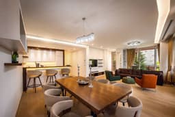 Годовая аренда с видом на море в Будве - 4,500 €/месяц, 2 спальни и 170 м²