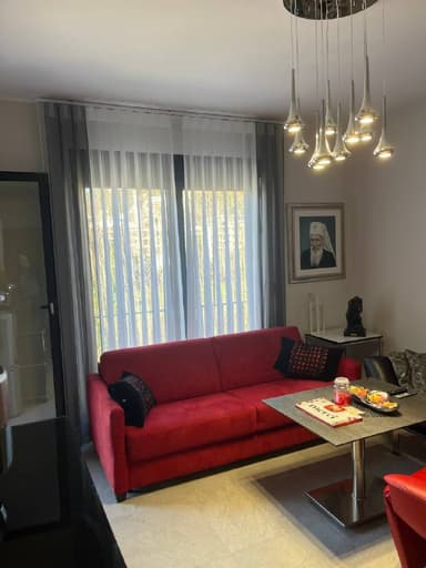 Аренда квартиры с 1 спальней в Тивате, новая отделка, 1000 EUR