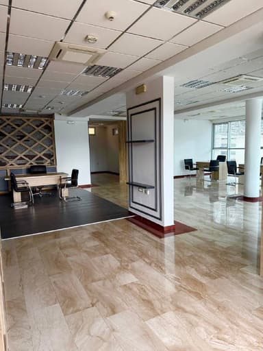 Коммерческое помещение в Будве, Бечичи за 2300 EUR в месяц