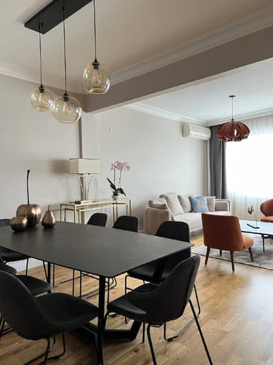 Роскошная квартира на Нишанташи за 2200 EUR в центре Стамбула