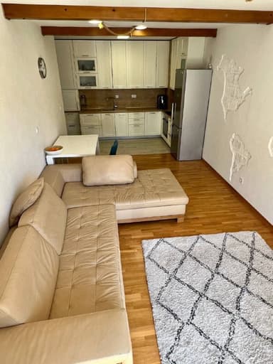 Уютная квартира с двумя спальнями в Будве с великолепным видом - 1100 EUR/месяц
