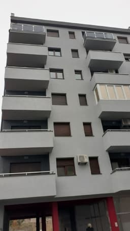 Сдаётся однокомнатная квартира в Крагуевце за 350 EUR с новой мебелью