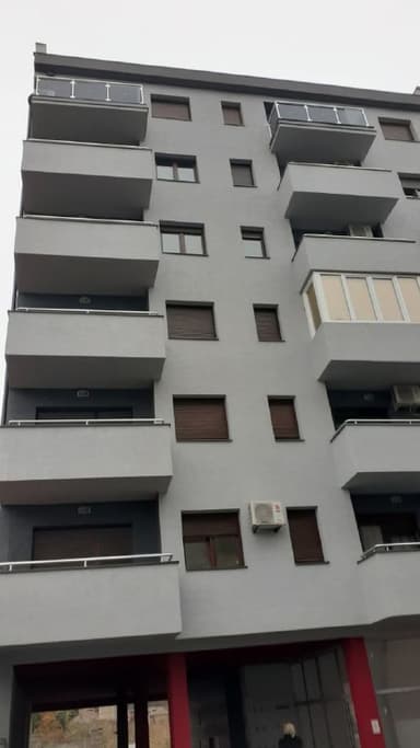 Сдаётся однокомнатная квартира в Крагуевце за 350 EUR с новой мебелью