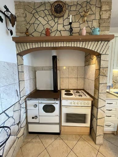 Аренда квартиры в Баре с 2 спальнями, 1000 EUR в месяц,近海与市中心